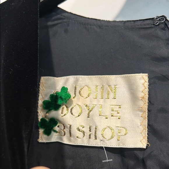 Vintage 1970s Elegant Black Velvet midi Dress medium women’s - Picture 3 of 7